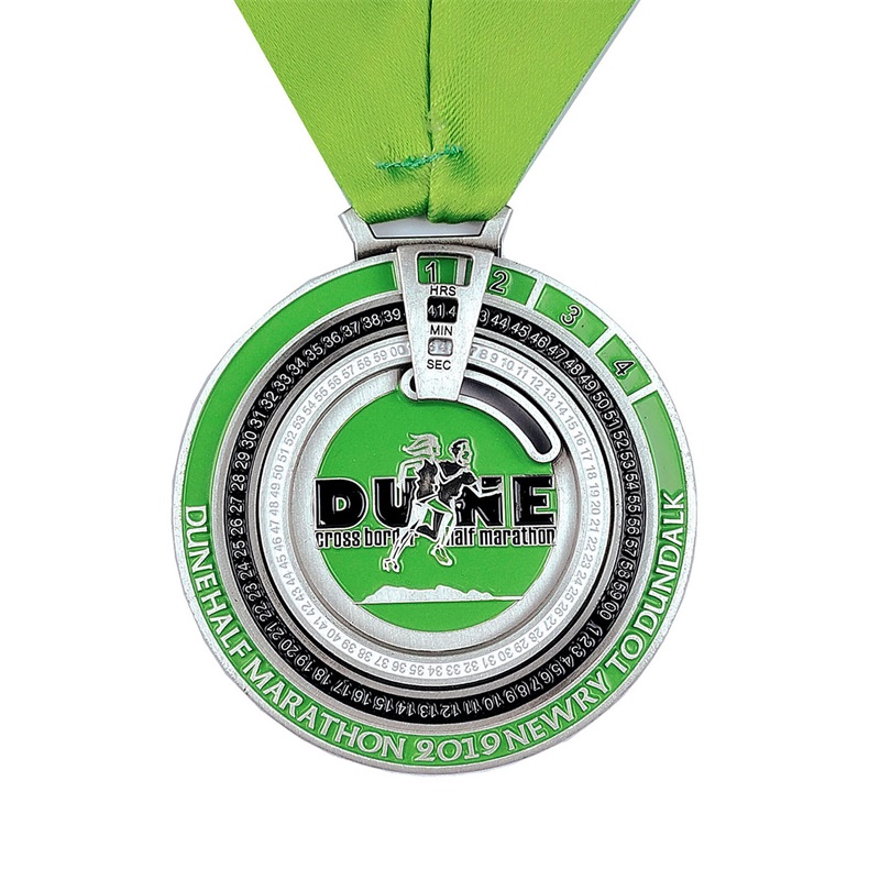 Benotzerdefinéiert Halschent Marathon Finisher Rotéierend Timer Medaille